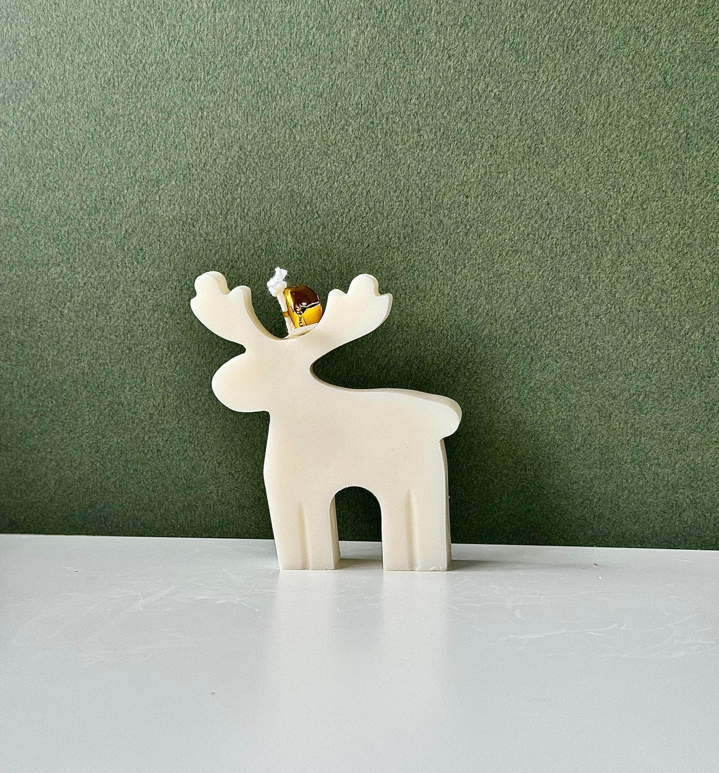 Deer Candle 3 oz - BURKEA LLC