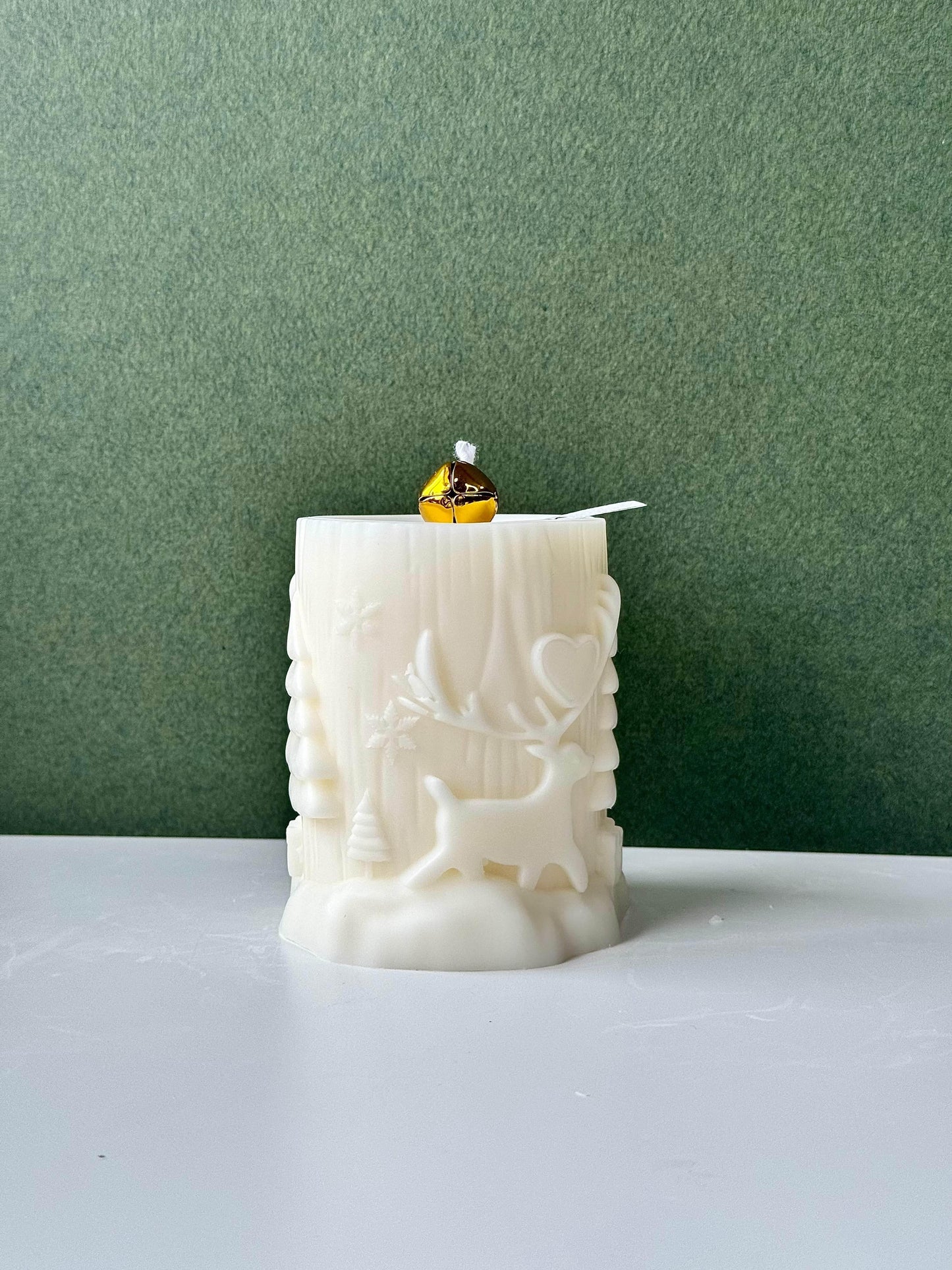 Christmas Candle 7 oz - BURKEA LLC