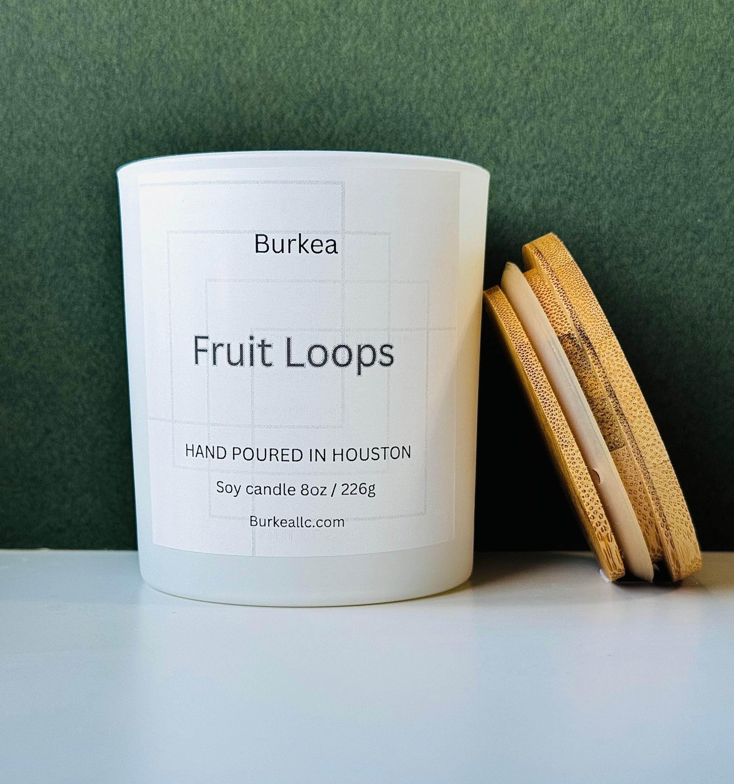 Fruit Loops 8oz soy candle - BURKEA LLC
