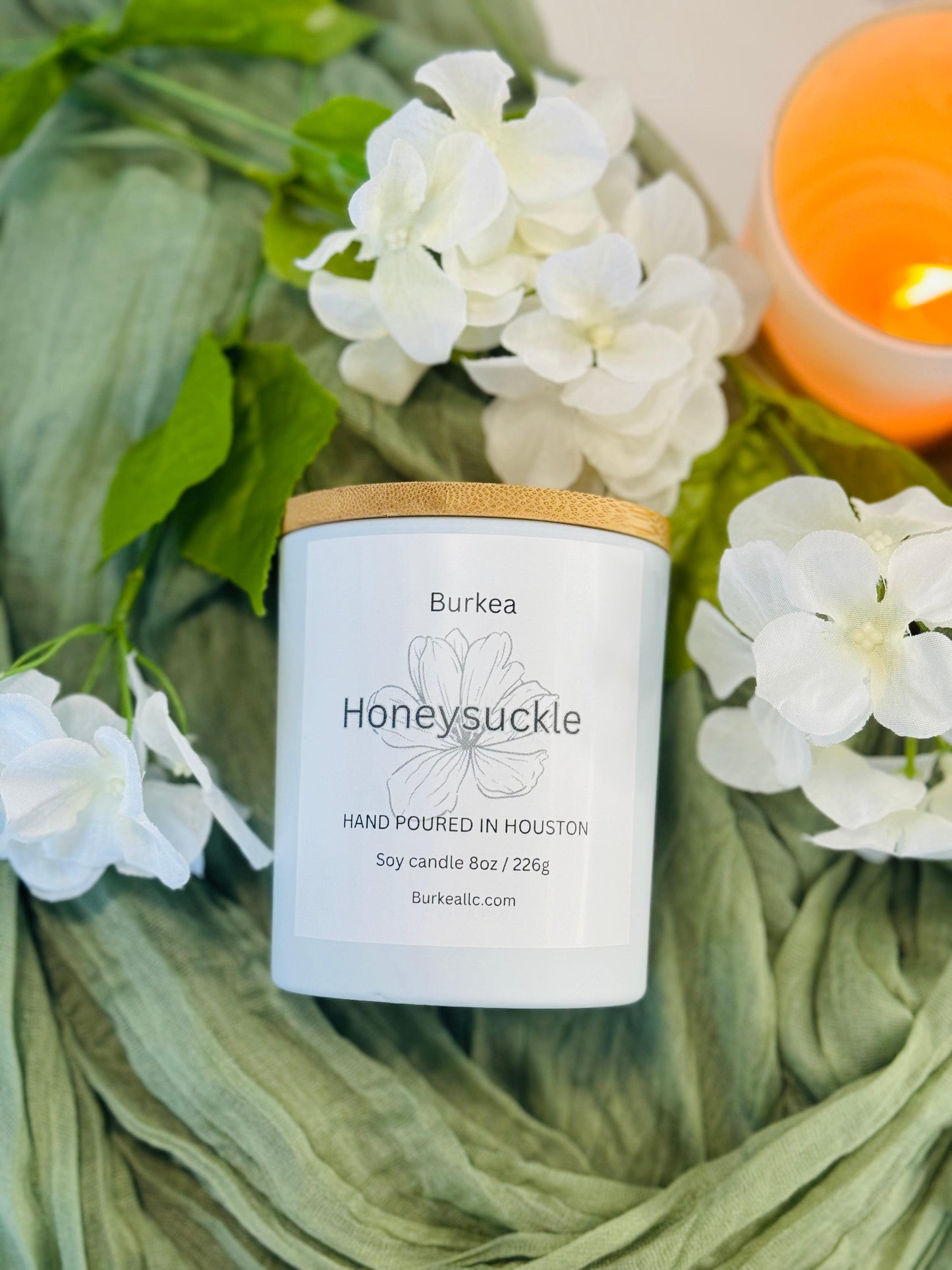 Honeysuckle 8oz soy candle - BURKEA LLC