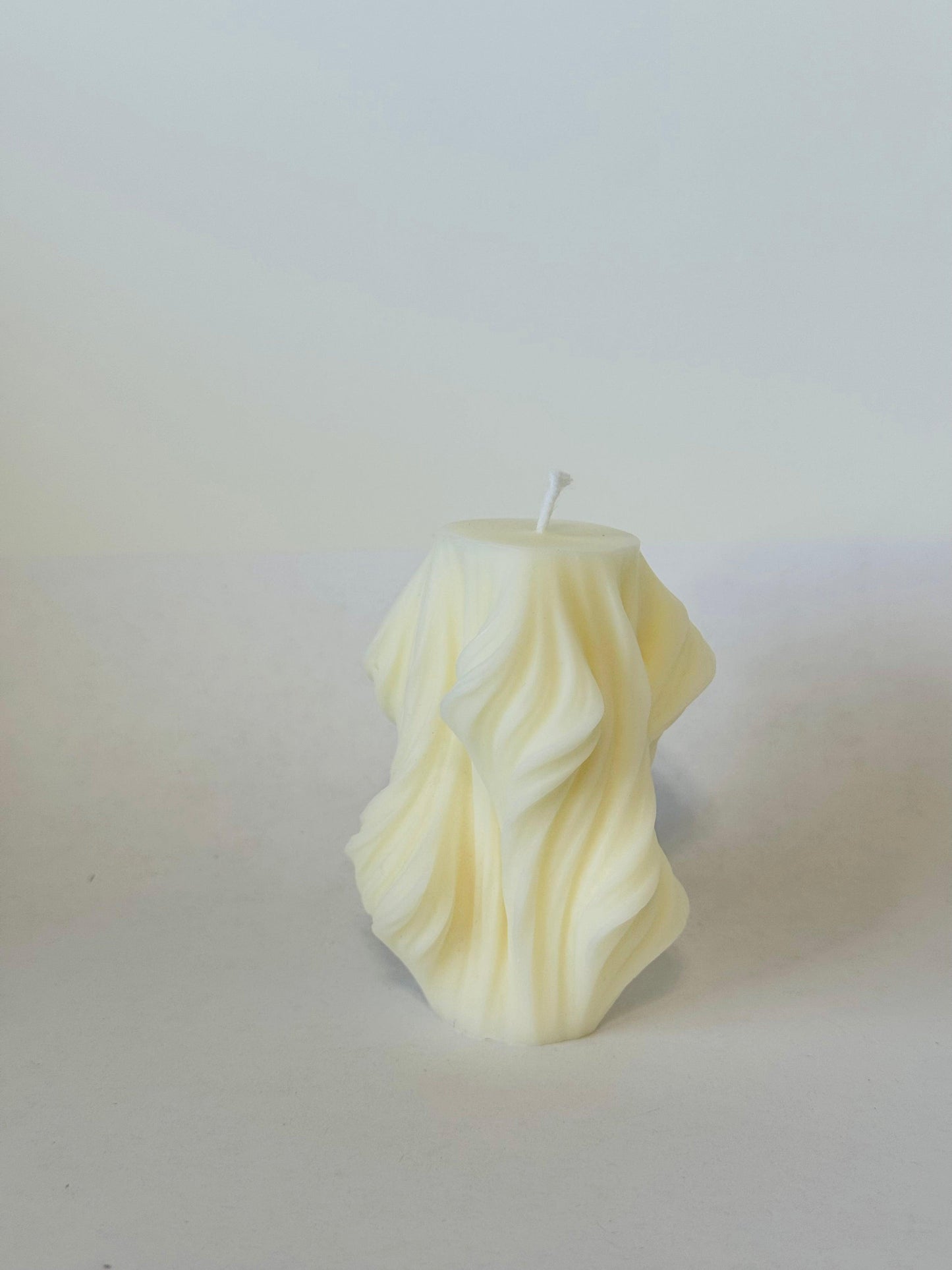 Wave candle 2.6 oz | 75g - BURKEA LLC